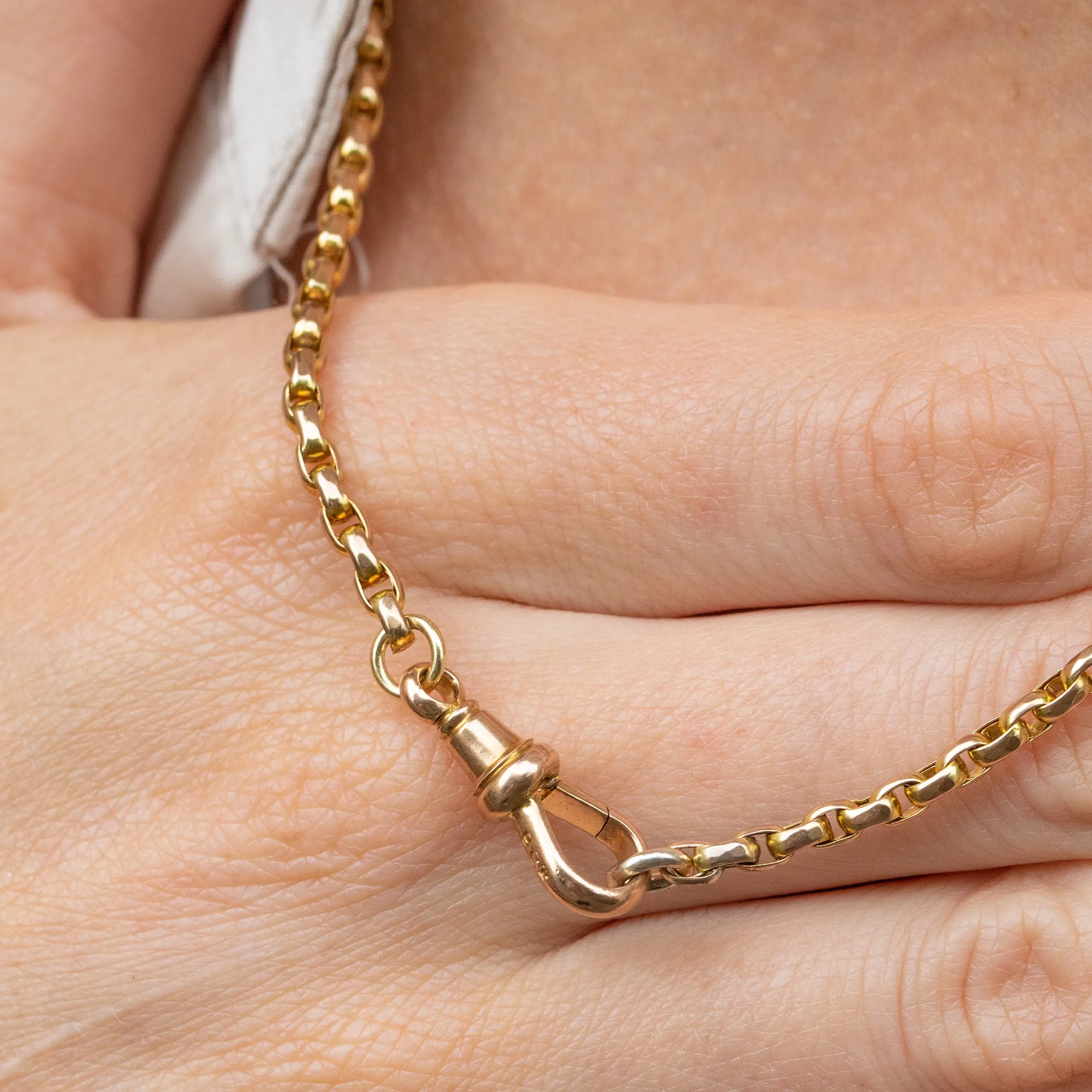 18" Antique 9ct Gold Belcher Chain, with Dog-Clip