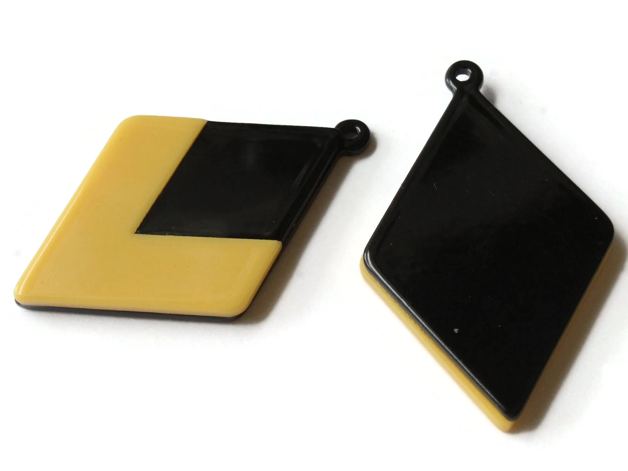 2 45mm Yellow and Black Resin Diamond Pendants