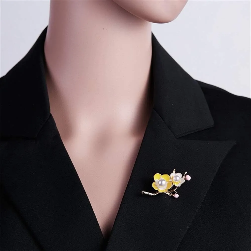 AILUOR Elegant Enamel Plum Blossom Flower Brooch Pin, Fashion Gold Plated Pearls Floral Brooch Lapel Pin for Women Bridal Wedding Corsage Jewelry Gifts