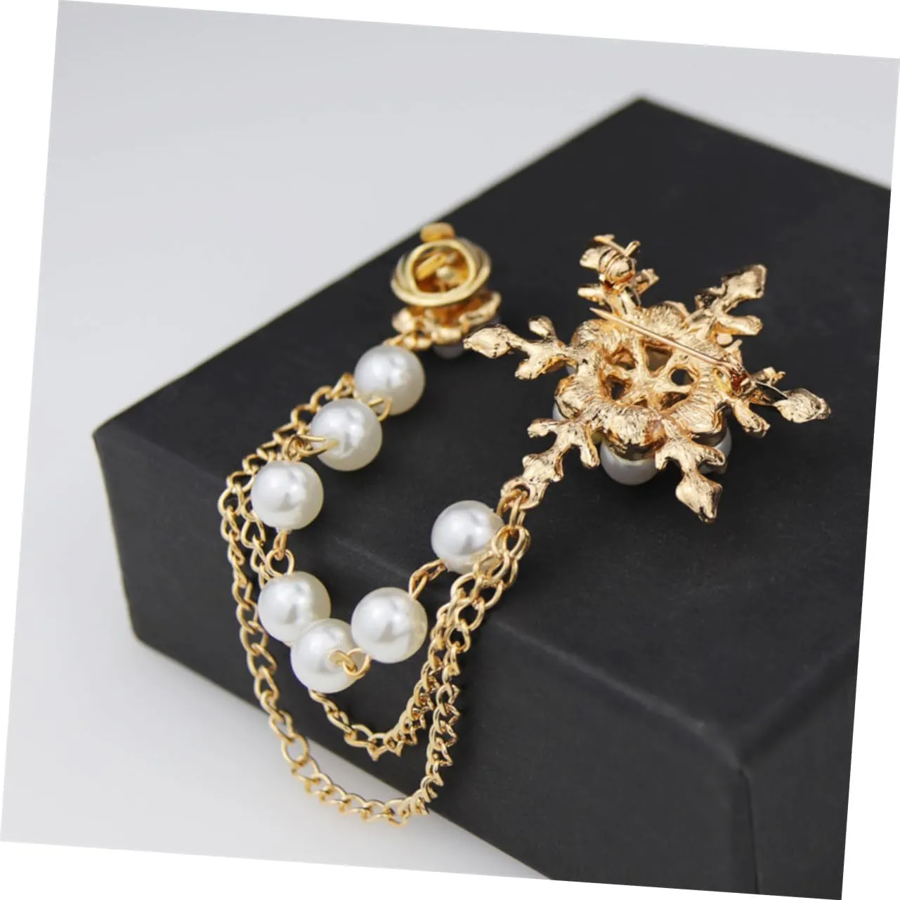 Alloy Brooch Girl Breastpin Women Breastpin Woman Brooch