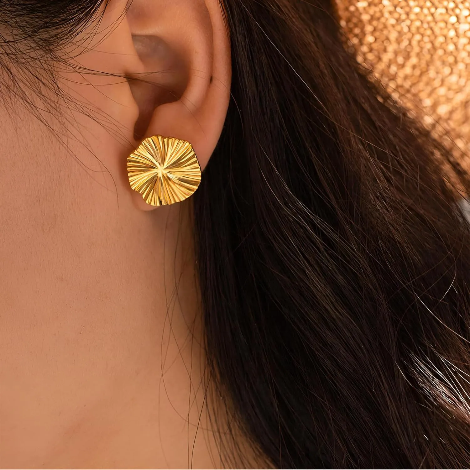 Chunky Gold Large Stud Earrings for Women Round Disc Stud Earrings Irregular Texture Earrings Trendy Vintage Jewelry