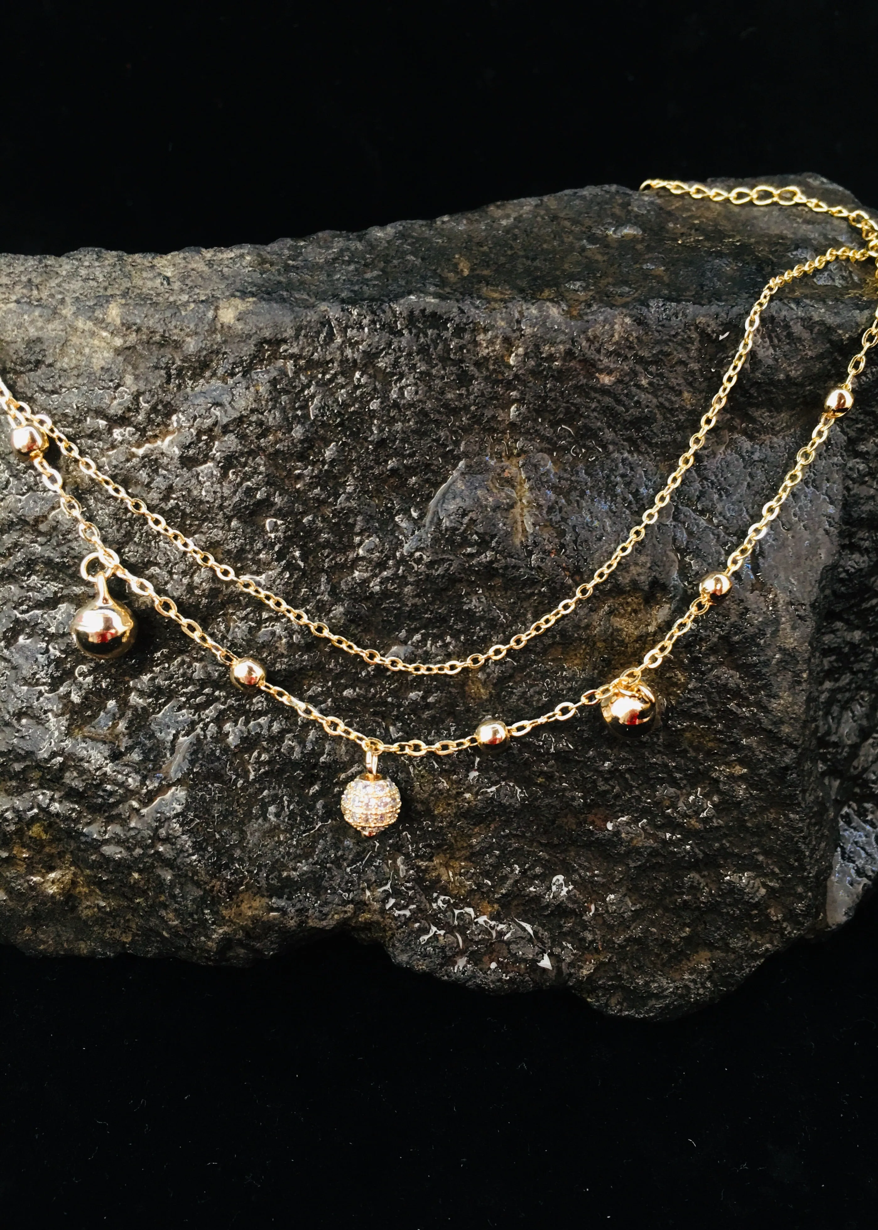 DELICATE BEADS DESIGN ANKLET