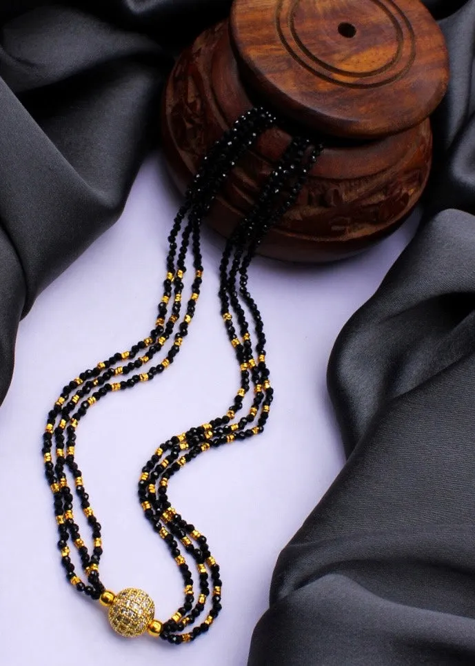 ELEGANT CRYSTAL NECKLACE