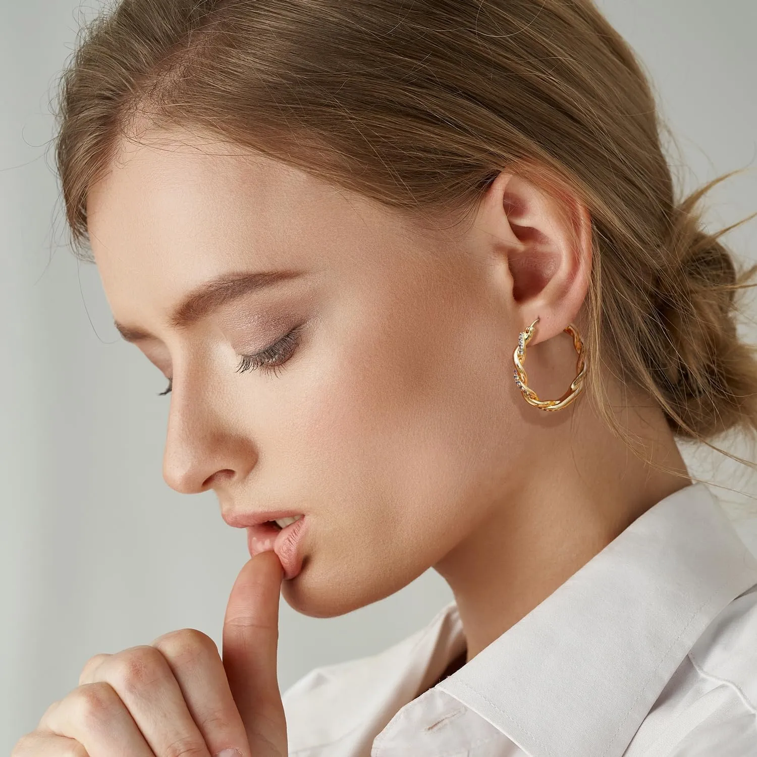 ENROSE Gold Hoop Earrings 14K Gold Earring for Women Twisted Large Hoop Earrings Minimalist Diamond Earring Jewelry 29mm*4mm