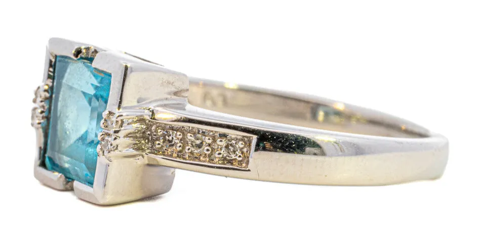 Exquisite White Gold Blue Topaz & Diamond Ring