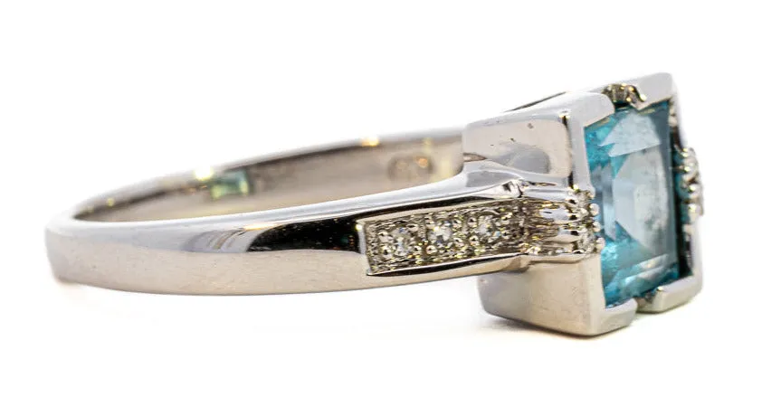 Exquisite White Gold Blue Topaz & Diamond Ring