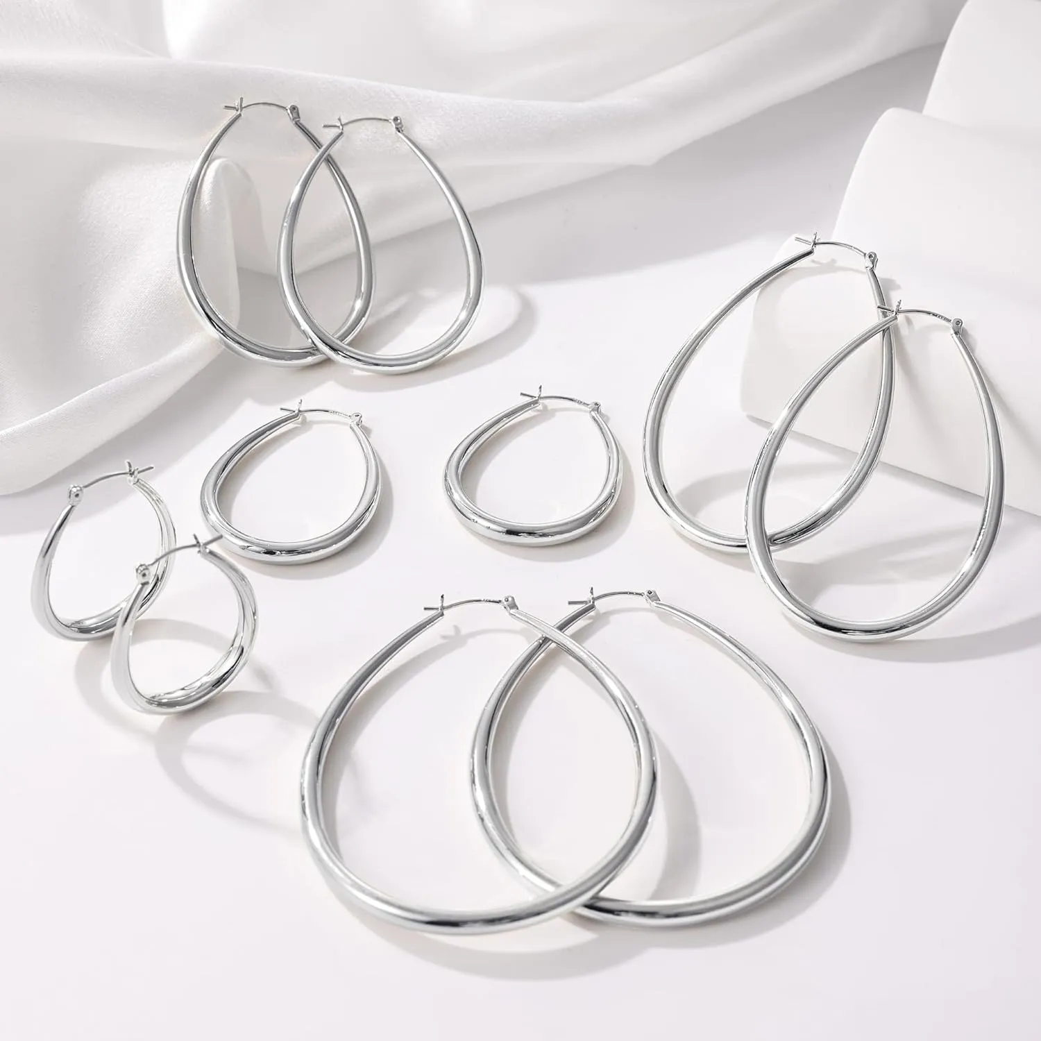 Gacimy Gold Chunky Hoop Earrings for Women, 14K Gold Plated Oval Hoop Earrings with 925 Sterling Silver Post