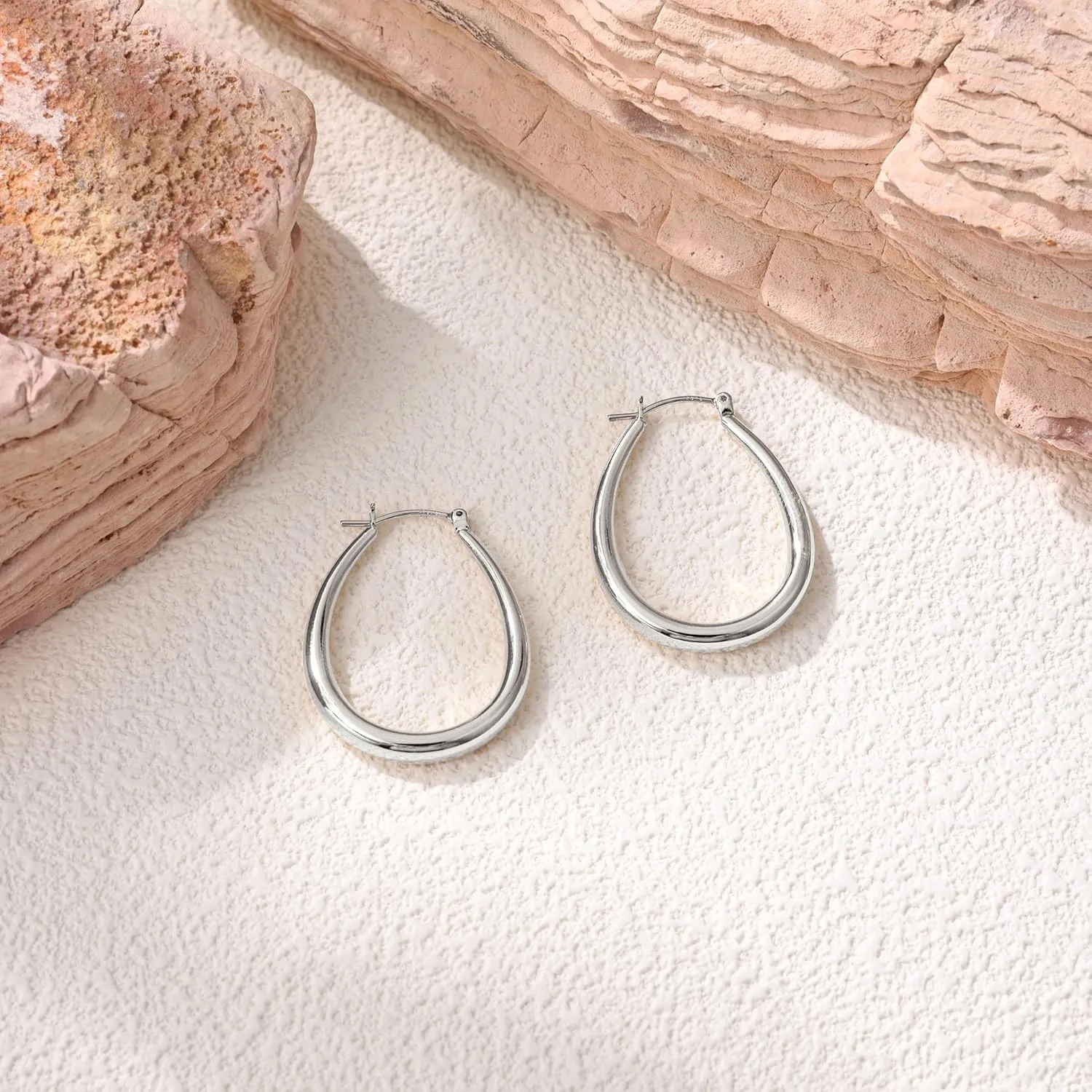 Gacimy Gold Chunky Hoop Earrings for Women, 14K Gold Plated Oval Hoop Earrings with 925 Sterling Silver Post