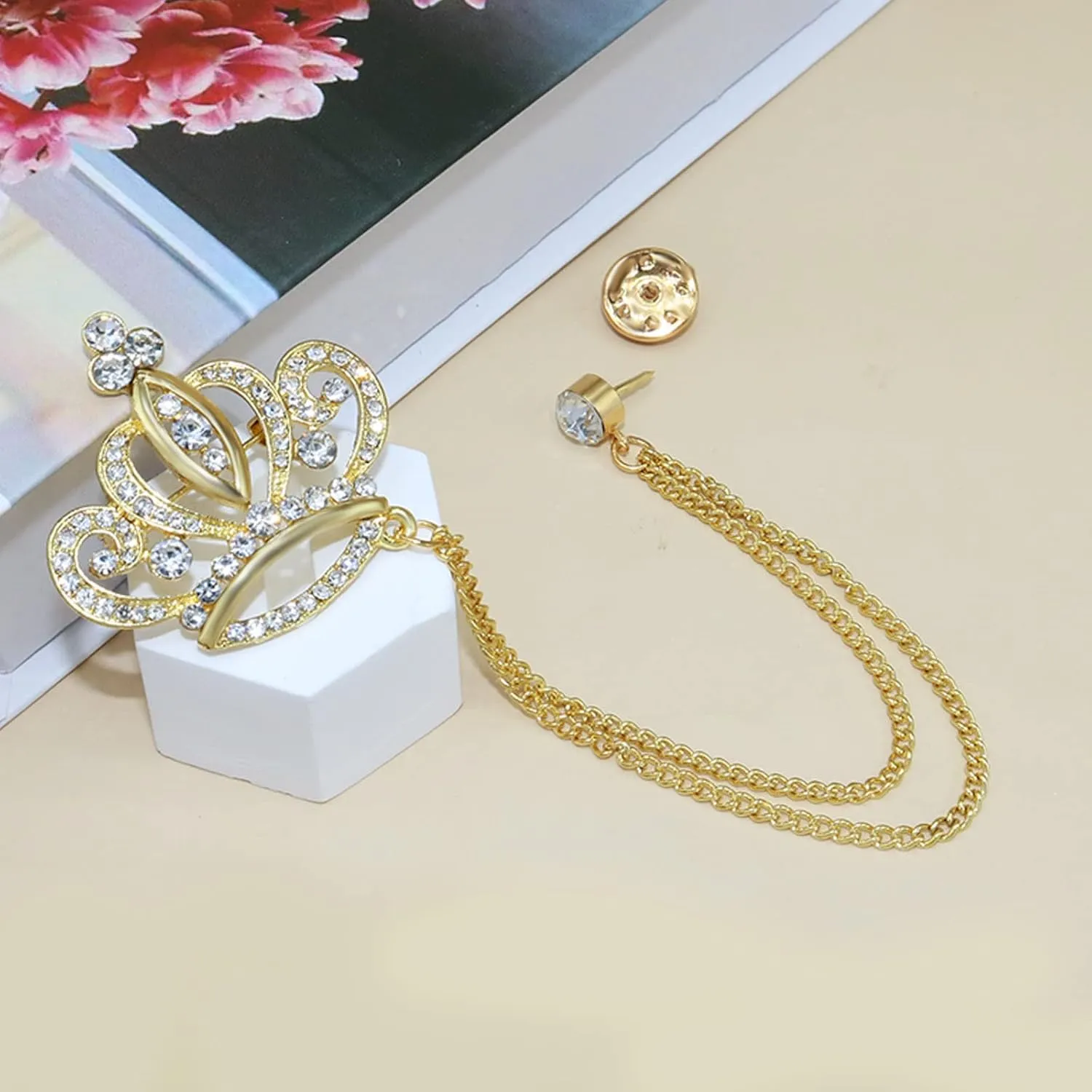 Gold Silver Plated Chain Rose Flower Violin Five-pointed Star Brooches Collar Pins Crystal With Hanging Chain Suit Shirt Lapel Brooch Pin Fashion Jewelry for Men Boy