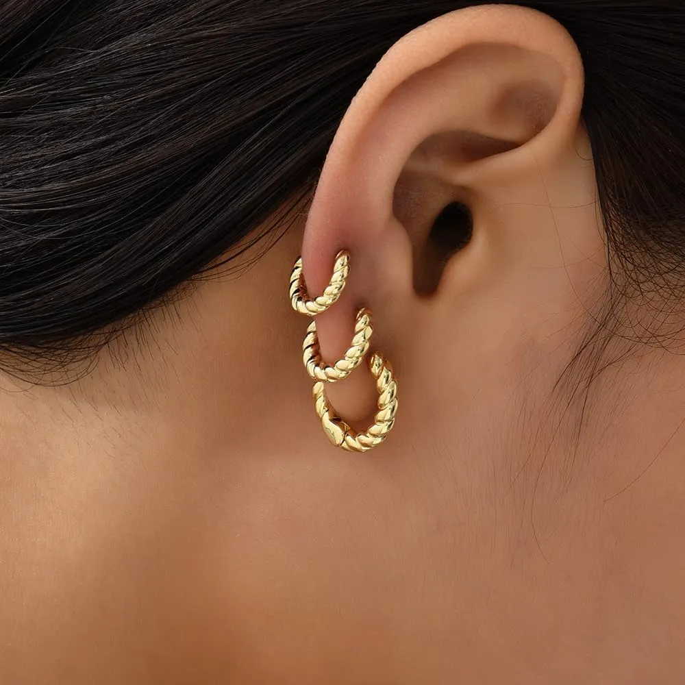 Heart Hoop Earrings Set for Women 6PCS 14K Gold Plated Lightweight Square Star Heart Twist Huggie Hoop Earrings for Women Gold Rectangle Earring for Women Dainty Valentine's Day Earrings Jewelry for Her