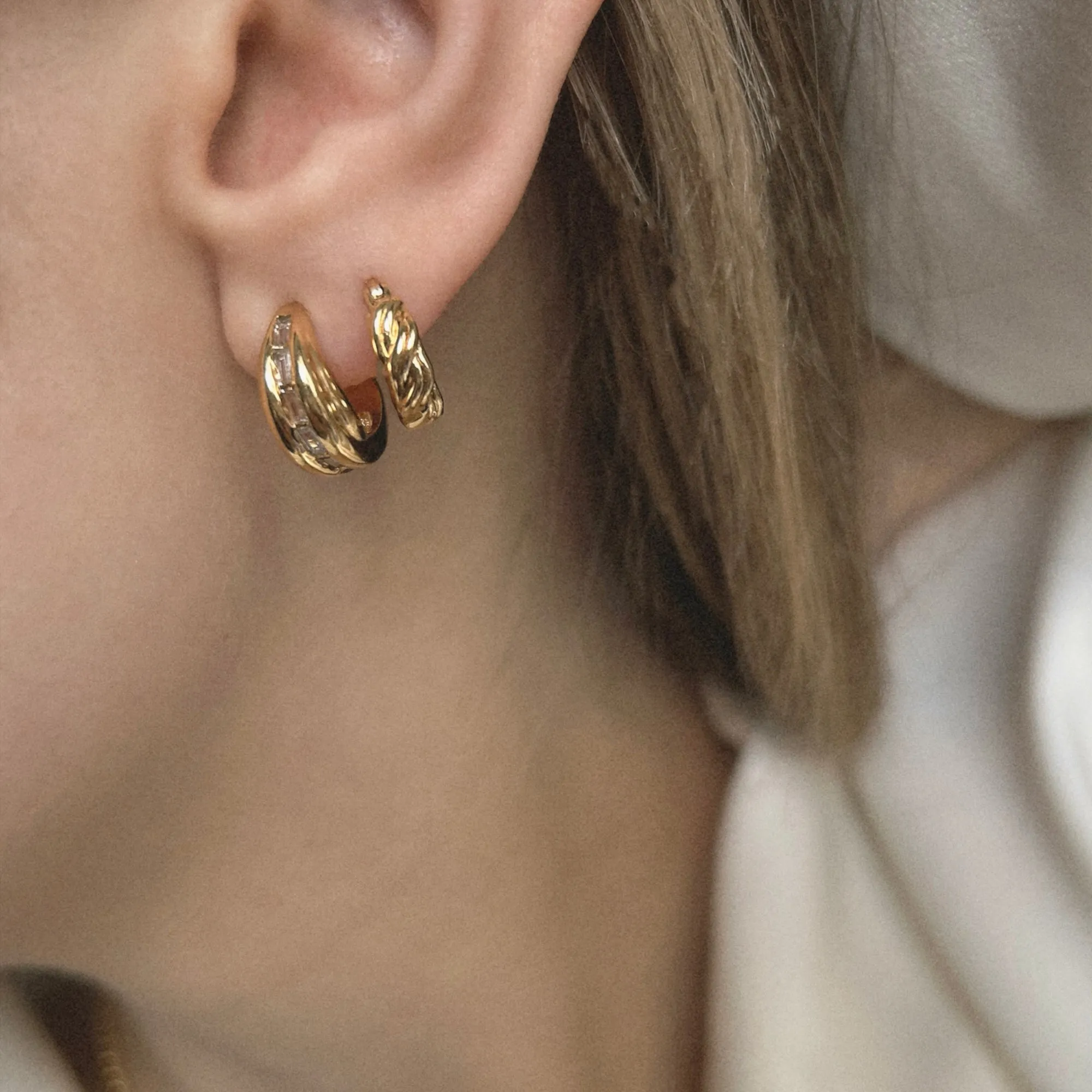 Nina Hoops