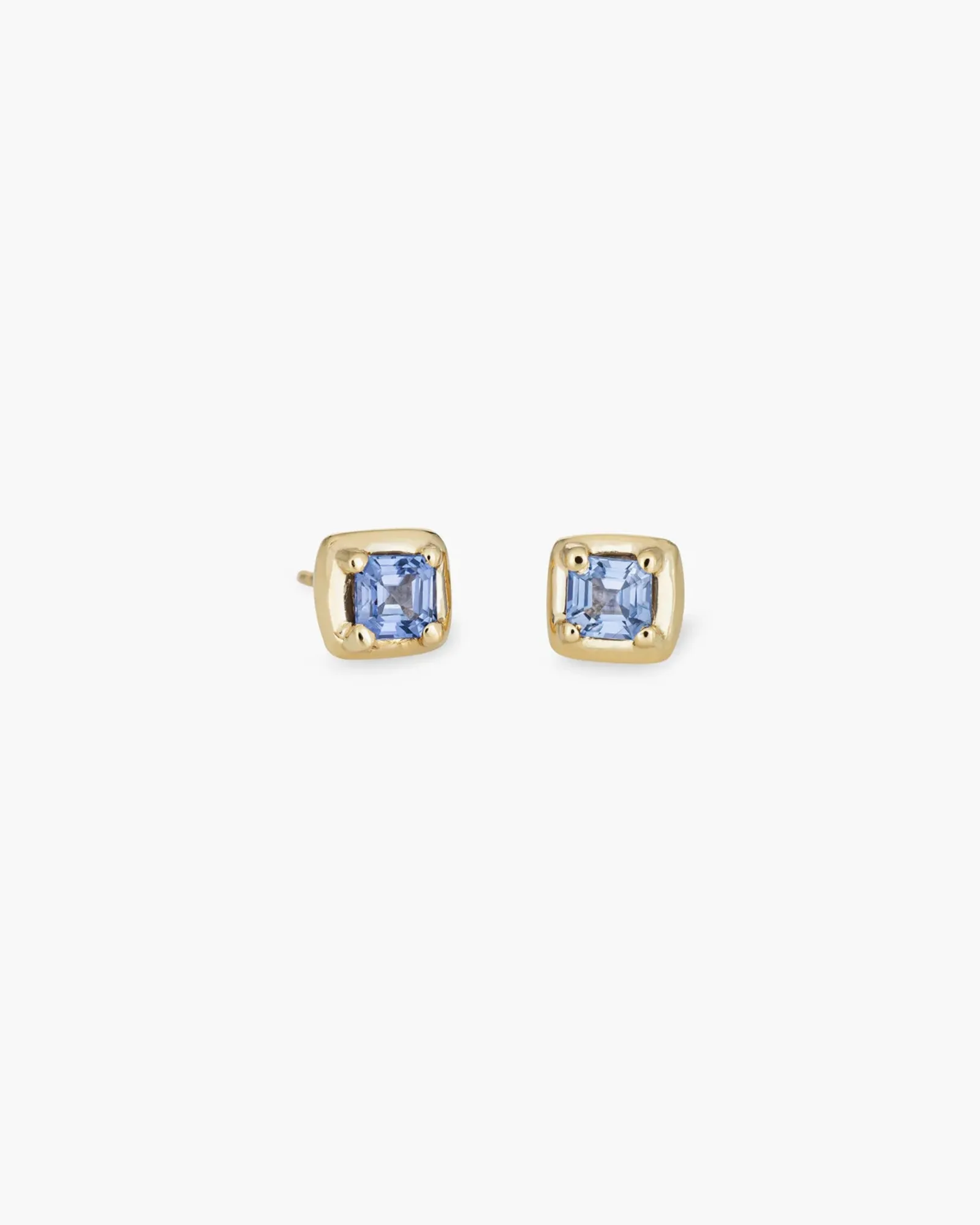 Square Studs Pair in 14K / Blue Sapphire