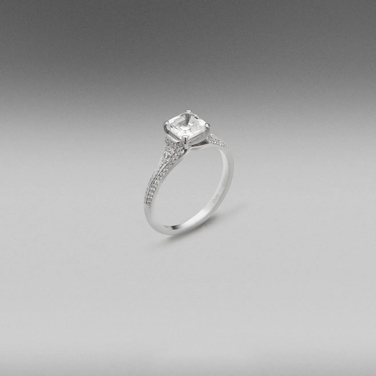 Tanara Diamond Ring