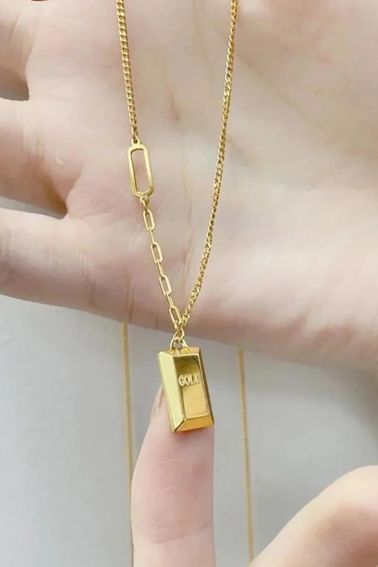 TastyHottie - Small Gold Brick Pendant Necklace