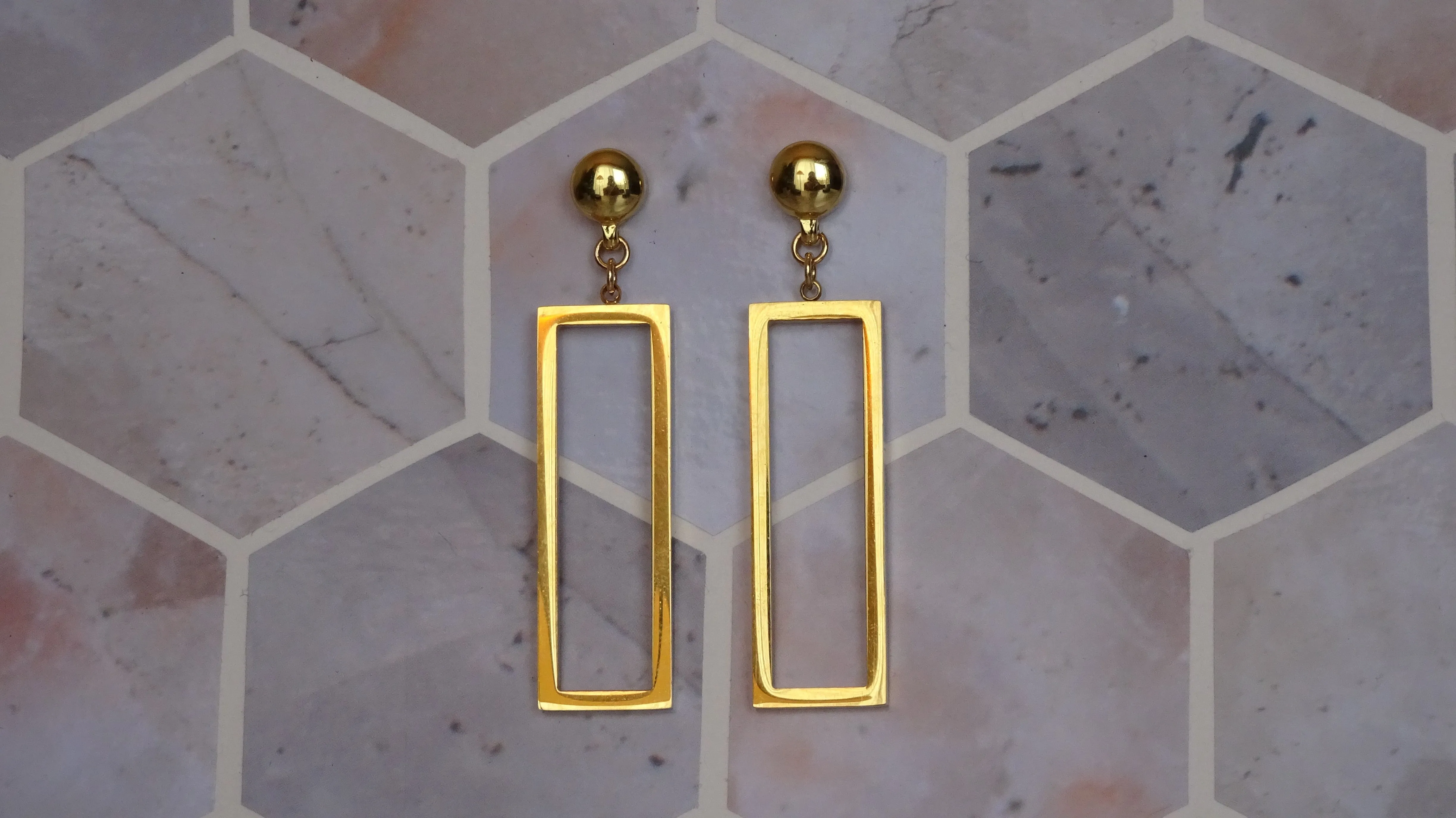 TI-GO Rectangle mirrored gold earrings